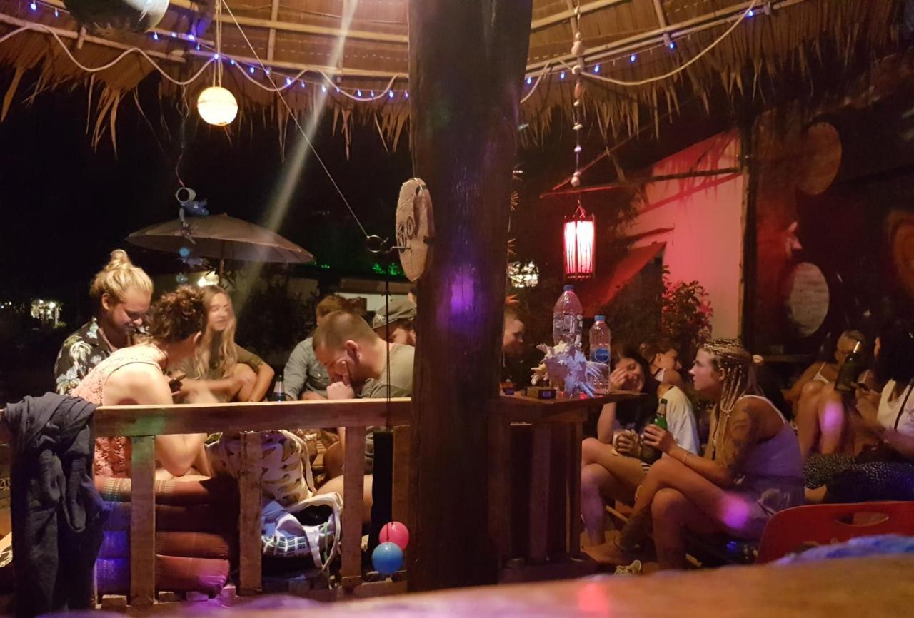 Slacklines Hostel Ko Lanta Dış mekan fotoğraf