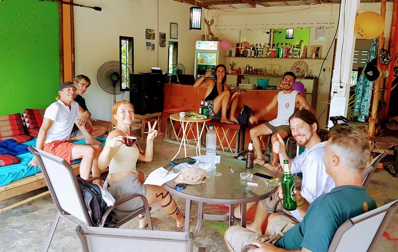 Slacklines Hostel Ko Lanta Dış mekan fotoğraf